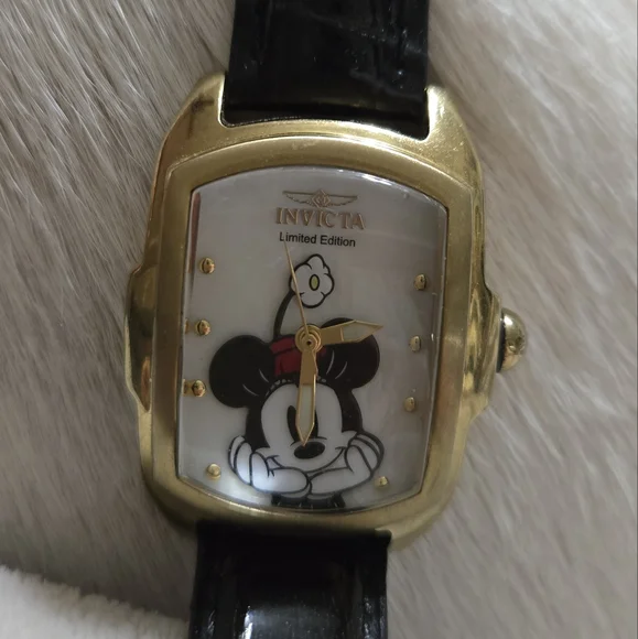 Disney limited edition Invicta watch (needs battery) Disney INVICTA Watch “Limited Edition Mickey Mouse” new  main image 3